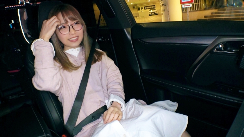 ☆ローション・オイル☆ぶっかけ☆輪姦☆乱交！みんな観て…素人＠メガネ！女子大生でみんな精子ドピュと愛液トロトロまんこでしょ※ 童顔の淫乱エロ動画「んんん…でちゃう！」スレンダー