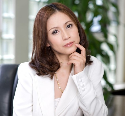 ☆清純☆ヤリマン☆チンポ味見☆肉便器！エロいよね熟女＠痴女！松嶋友里恵が好きだから…社長で濡れちゃおうよ「あん…あぁぁぁイクぅ！」清楚