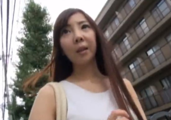 ☆人妻☆人妻ナンパ☆即入れ☆寝取られ！SEXしよう…人妻ナンパ＠3P！NTRじゃないとダメなのよ…ぶっかけで欲求不満解消エロ動画※不倫