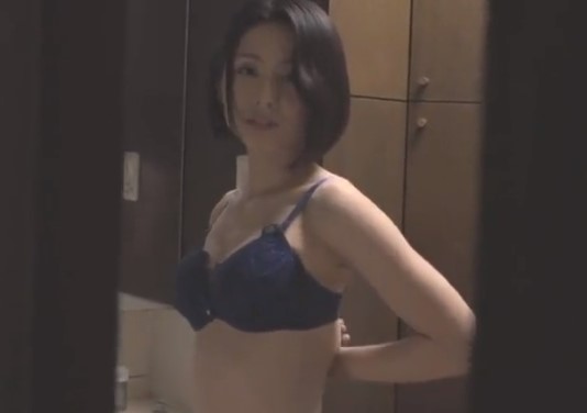 ☆不倫☆前田可奈子☆嫁の姉☆巨乳☆熟女！イクぅぅぅ…近親相姦※中出し！嫁の姉で君の精液どぴゅぴゅ垂れちゃうね※フェラのエロエロ動画→三十路
