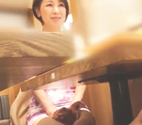 ☆素人☆美熟女☆おばちゃん☆主婦☆中だし！毎日三昧…美魔女※ナンパ！中出しじゃないとダメなのよ…人妻でエッチエロ動画「もっと…もっと…！」熟女